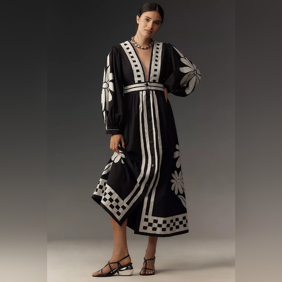 NWT FARM Rio Nature Long-Sleeve V-Neck Graphic Floral Maxi Dress Medium